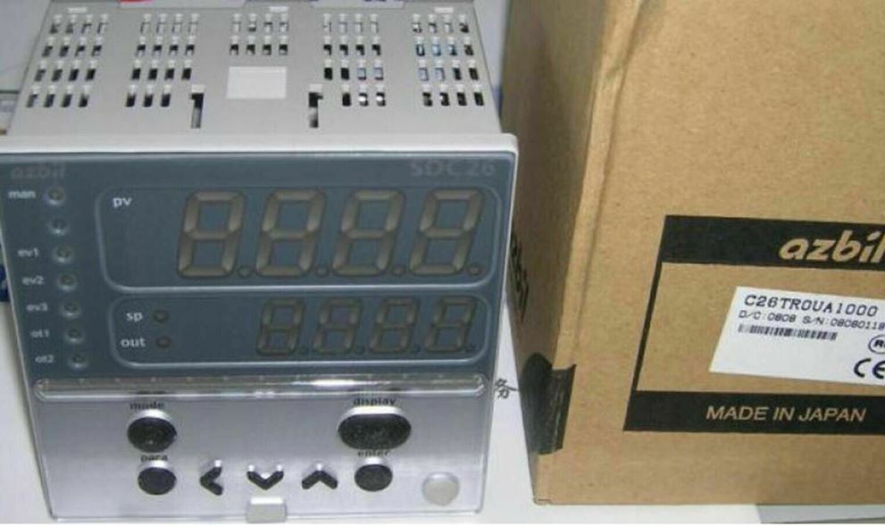 Термостат C26TC0UA1000 AZBIL