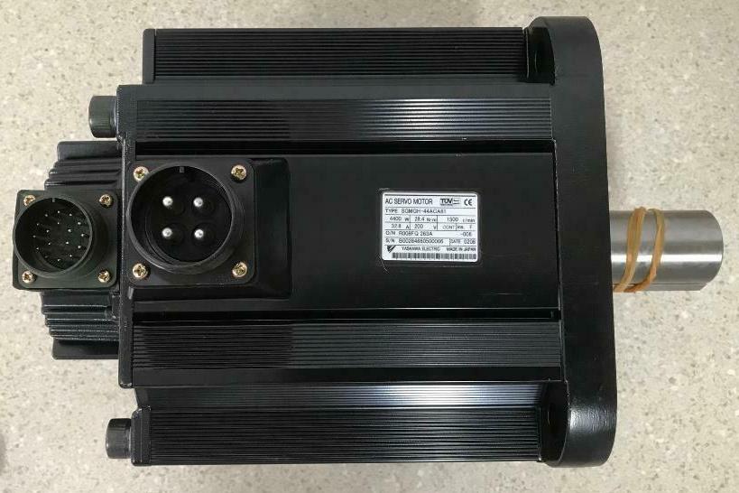 Yaskawa серводвигатель SGMGH-44ACA61