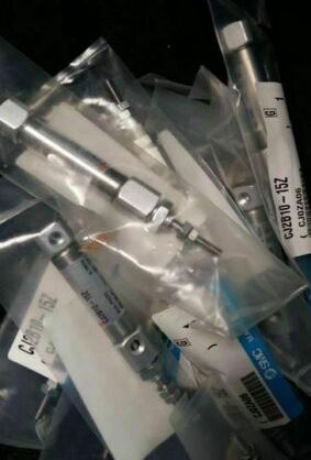 Пневматический цилиндр SMC CJ2B10-15Z