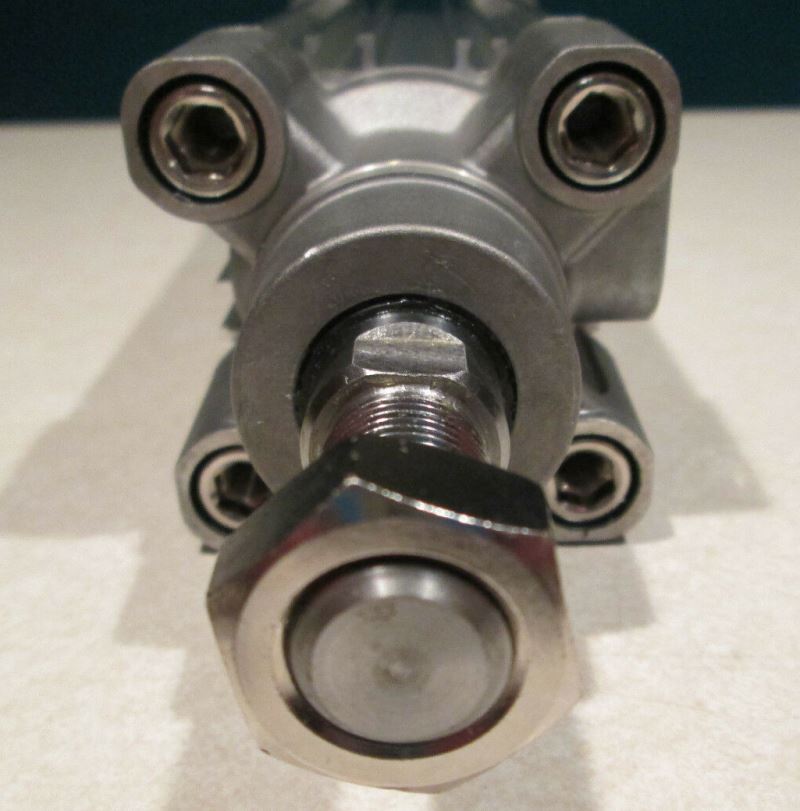 Пневматический цилиндр SMC CP96SDB50-100