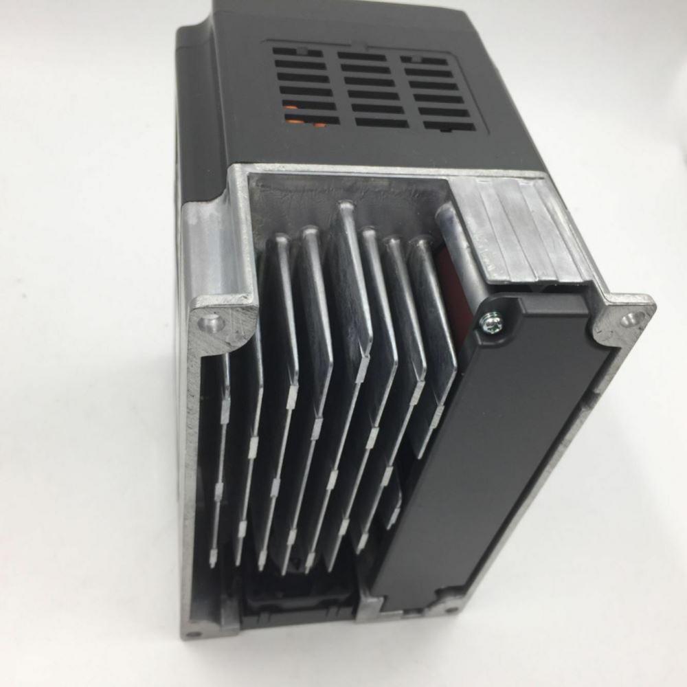 Частотный преобразователь Delta VFD022CP43A-21