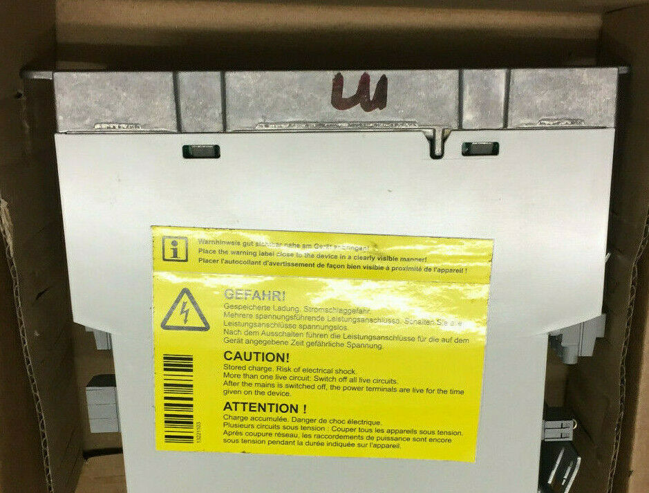 Lenze E84AVSCE3712SXO