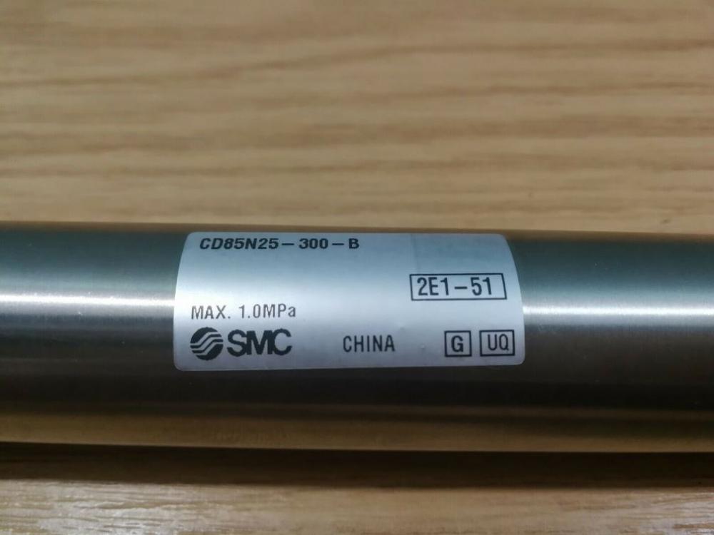 Пневматический цилиндр SMC CD85N25-300